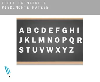 École primaire à  Piedimonte Matese