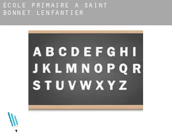 École primaire à  Saint-Bonnet-l'Enfantier