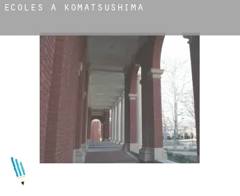 Écoles à  Komatsushima